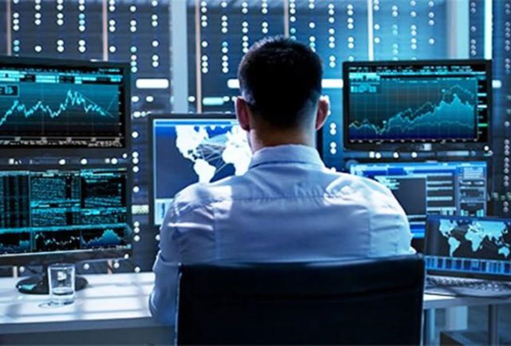 Top reasons why companies choose to outsource their NOC