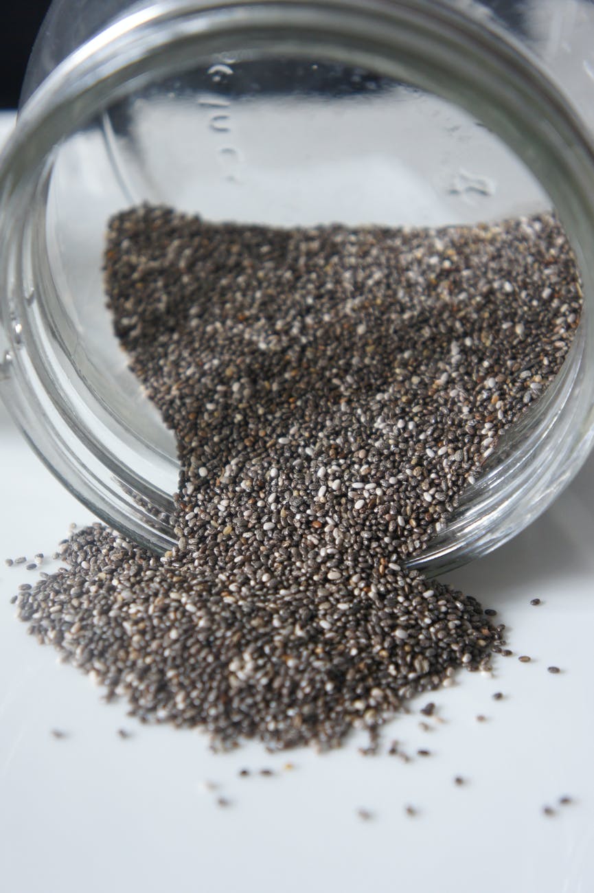 batch blur chia close up